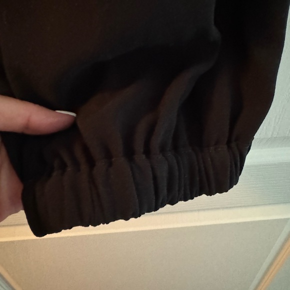 Karen Kane crepe joggers-black- size xl - Picture 2 of 5